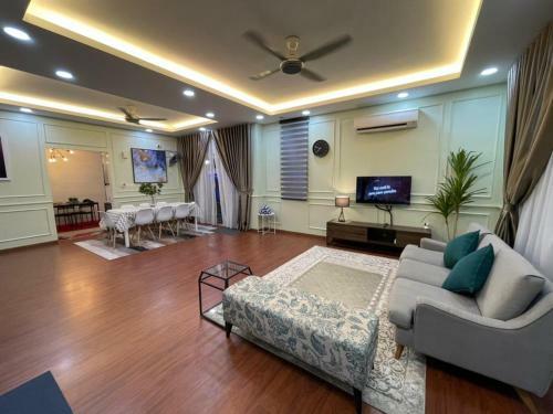 Villa Sumayyah With Pool! Only At Ipoh!