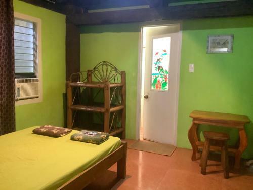 Hostal Sipalay Jewel Guest House