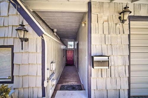 Running Springs Cabin With Large Deck And View!