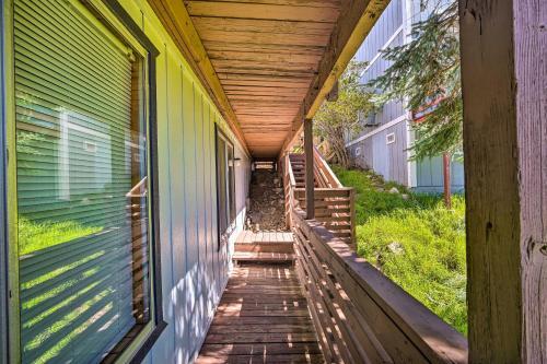 Running Springs Cabin With Large Deck And View!