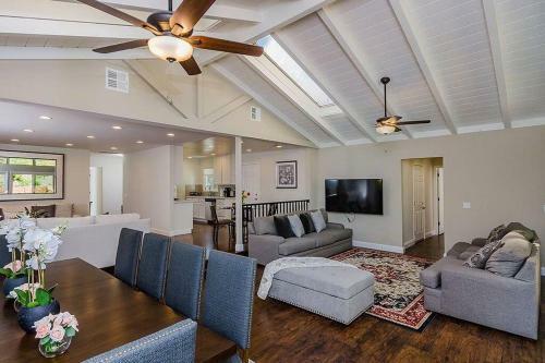 Grand Home San Francisco Bay Area Prime Location