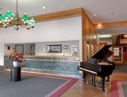 Ramada Hotel Downtown Prince George - Junior Suite