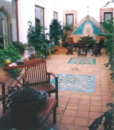 Hotel Plaza Chica