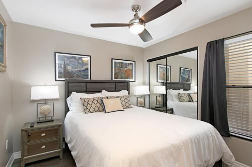 Pacific Beach Basecamp Unit 205