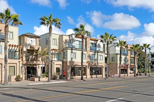 Pacific Beach Basecamp Unit 205