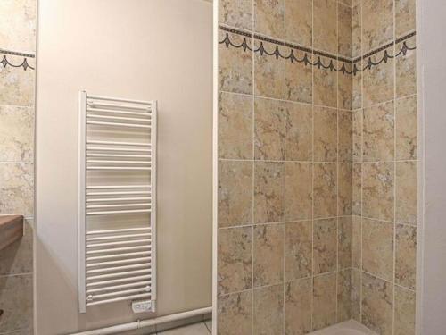 Inviting Apartment In Bayeux Near The Center
