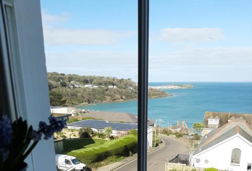 Fairfield Sea View Apartment