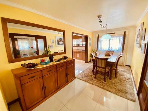 Casa Mobiliada - Gramado Rs - 2 Dormit�rios- Sendo 1 Su�te- Floresta- Wi Fi