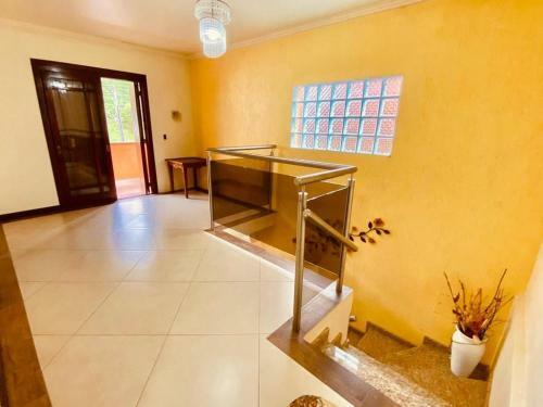 Casa Mobiliada - Gramado Rs - 2 Dormit�rios- Sendo 1 Su�te- Floresta- Wi Fi