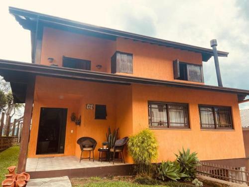 Casa Mobiliada - Gramado Rs - 2 Dormit�rios- Sendo 1 Su�te- Floresta- Wi Fi