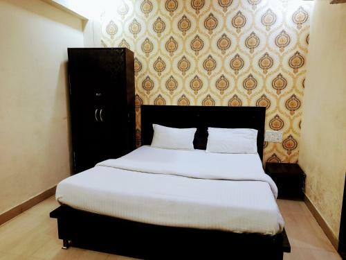 Hotel Samrat