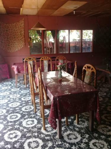 Hostal Merlyn Guest House