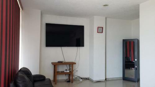 Casa Leo Y Juany