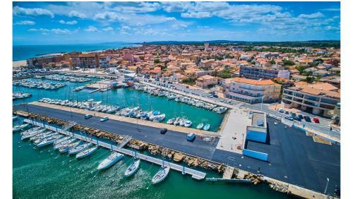 Holiday House For 6 People