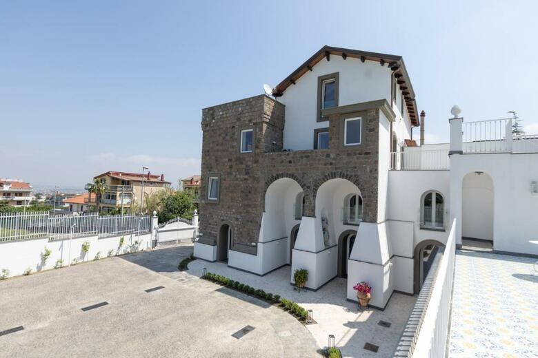 Hostal Villa Pia
