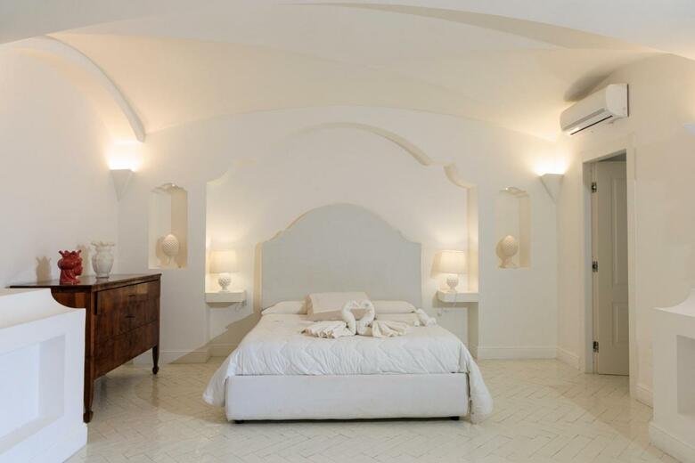 Hostal Villa Pia