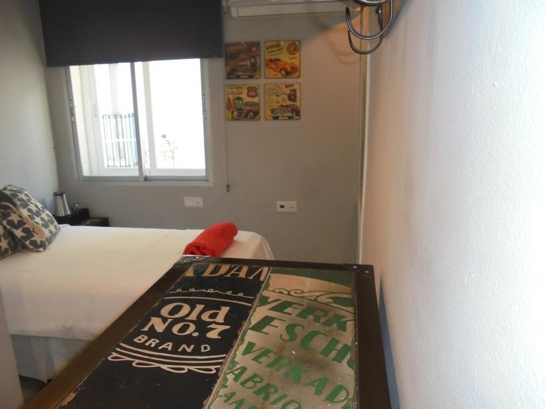 Hostal Tak