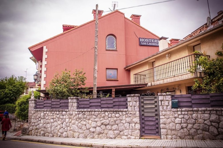 Hotel Los Laureles