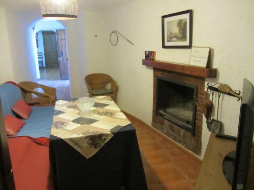 Cuevas El Balc�n De Orce
