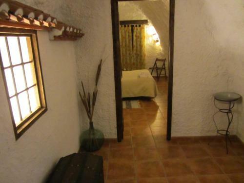 Cuevas El Balc�n De Orce