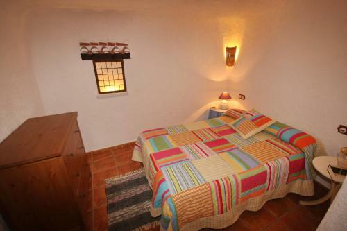 Cuevas El Balc�n De Orce
