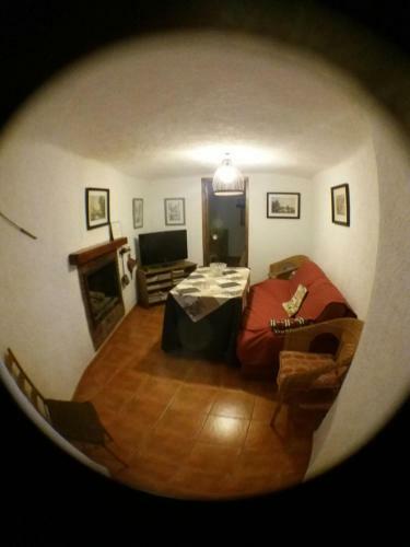 Cuevas El Balc�n De Orce