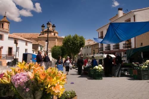 Cuevas El Balc�n De Orce