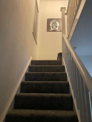 Bessie House*modern Refurb* Free Parking*racecourse*a1&m18