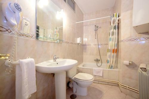 Hostal Adriano