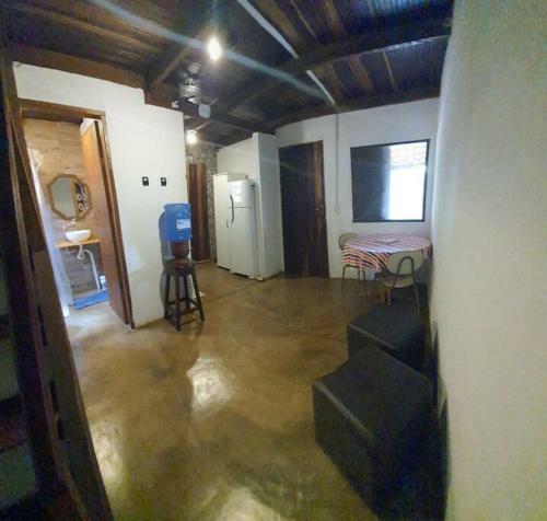 Portal Nossa Terra - Casa Na Ro�a Em S�o Thom�