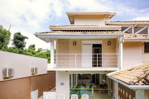 Casa Com Piscina Pr�xima A Praia E Natureza Em S�o Sebasti�o