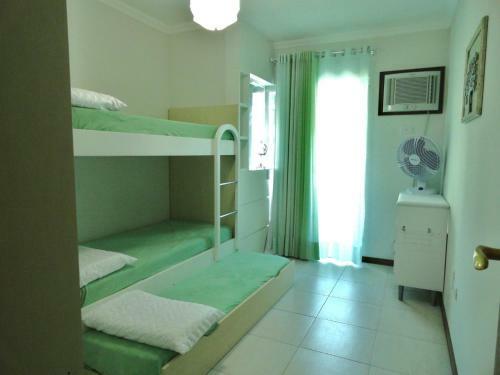 Apartamento Encantador, Com Piscina No Condom�nio