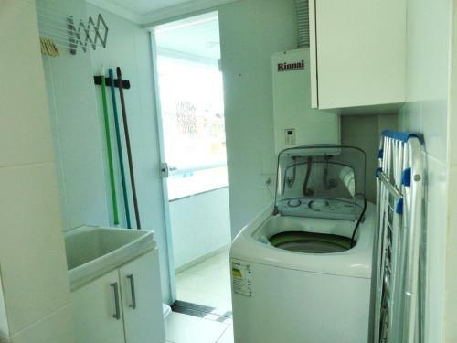 Apartamento Encantador, Com Piscina No Condom�nio