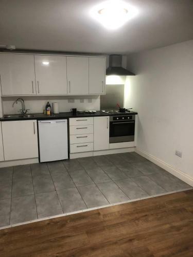 Apartamento 1 Bedroom Available 5 Minute From Centre & Station