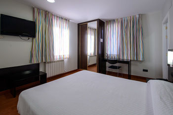 Hotel El Paso Honroso