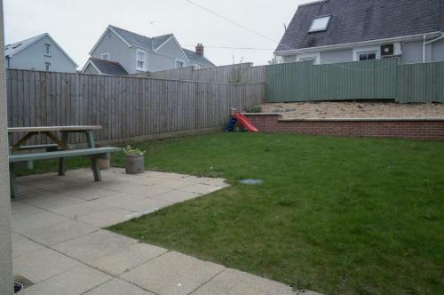 Maes Yr Orsaf - 4 Bedroom Holiday Home - Narberth
