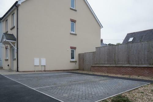 Maes Yr Orsaf - 4 Bedroom Holiday Home - Narberth