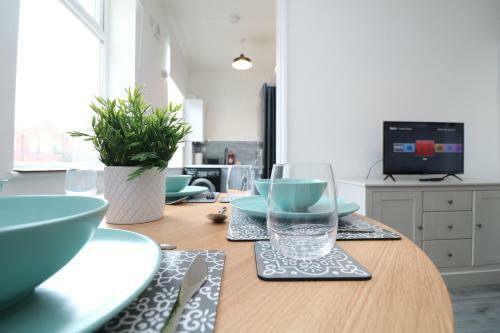 Apartamento Spacious 2 Bed Close To City Centre Parking