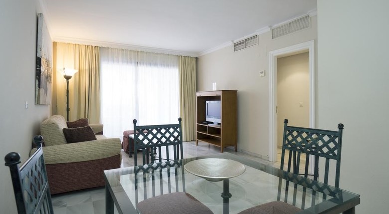 Apartamento Club Jardines Del Puerto