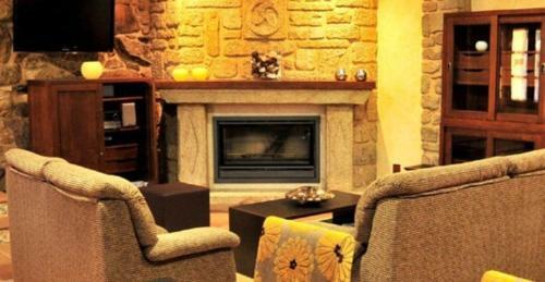 Hostal O Paxareco De Ay