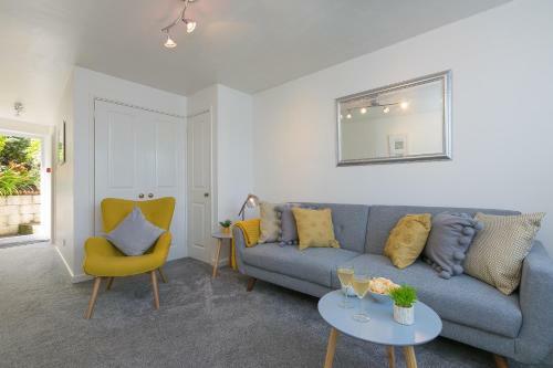 Little Nook Apartment