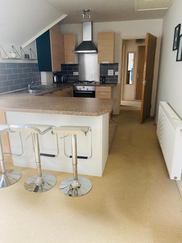 Luxury Apartment 5 Min Walk To Southbourne Beach.