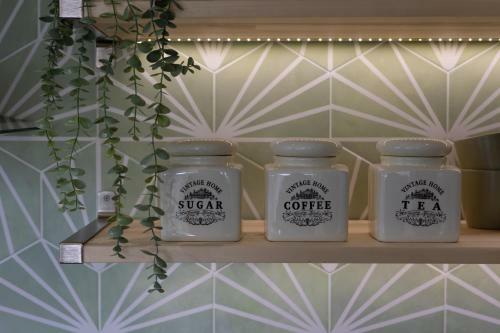 Solace - Beautiful Cottage, Views Over The Wooded Valley