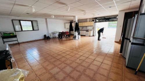 Espaciosa Casa Rural, 3 Rooms, 2bthros, Muy Acogedora.