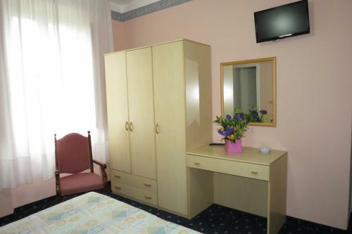 Hotel Marnie