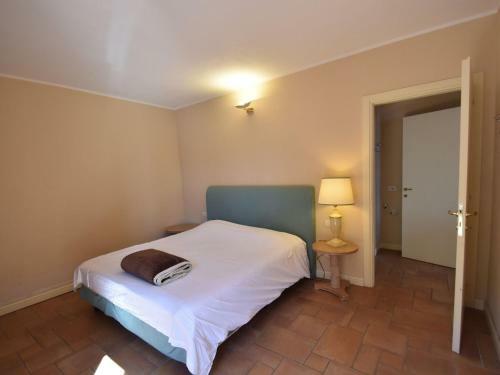Lakeview Apartment In Oggebbio With Swimming Pool