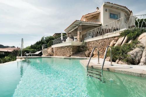 [villa Sul Mare] Con Piscina E Jacuzzi Privata