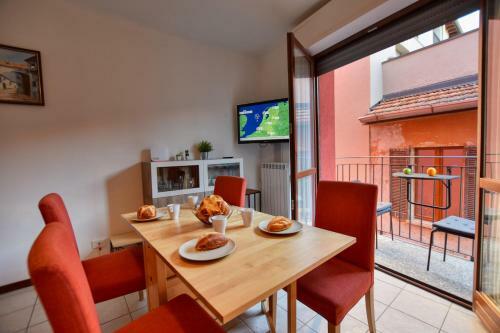 2-bedroom Apartment Camelia 21