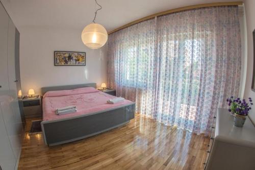 Apartment 4211-1 For 5 People In Banjole