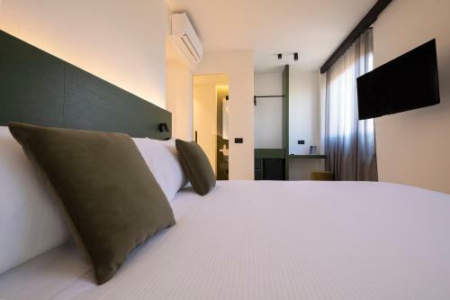 The City Hotel